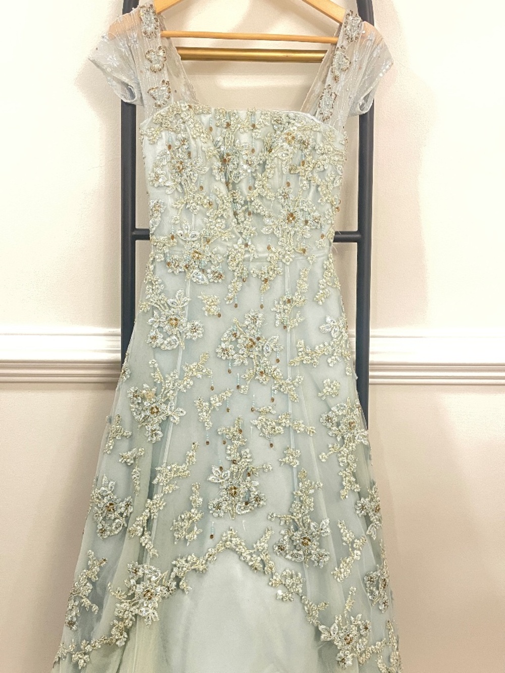 Vintage Y2K 1 of 1 Jovani Blue Floral Beaded Embellished Prom Gown Size 4